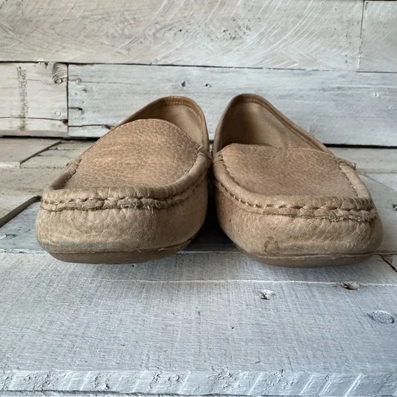 BOC Neutral Leather Slip On Loafers - Women's 7.5 - Picture 2 of 8